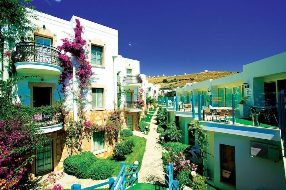 Siesta Beach Apartment Bodrum Buitenkant foto