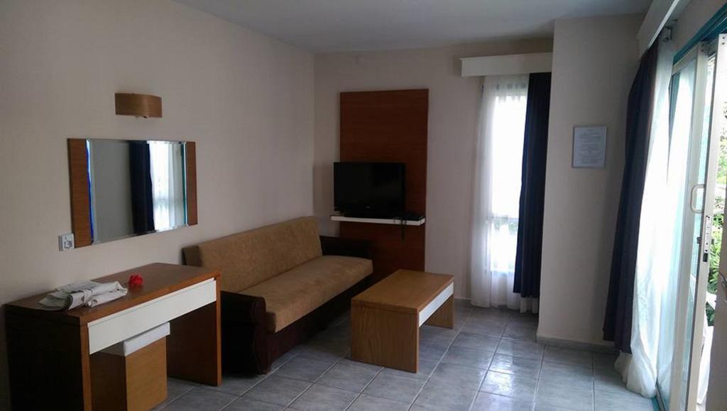Siesta Beach Apartment Bodrum Buitenkant foto
